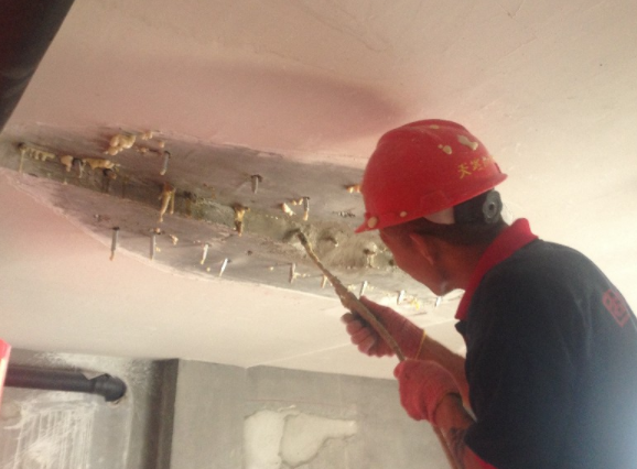 墻面滲水zui佳補漏方法及墻面滲水的原因