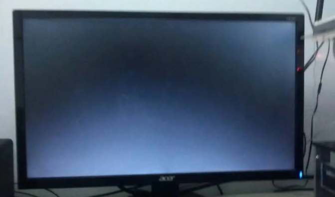 電腦黑屏的原因是什么呢？