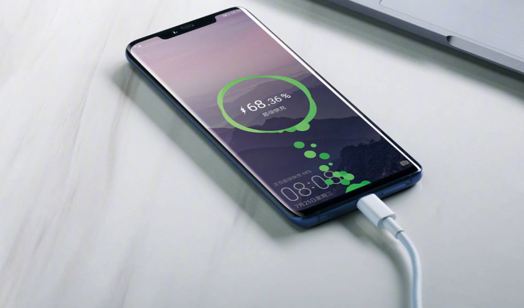 玩機技巧：充電時先插手機還是先插電源？