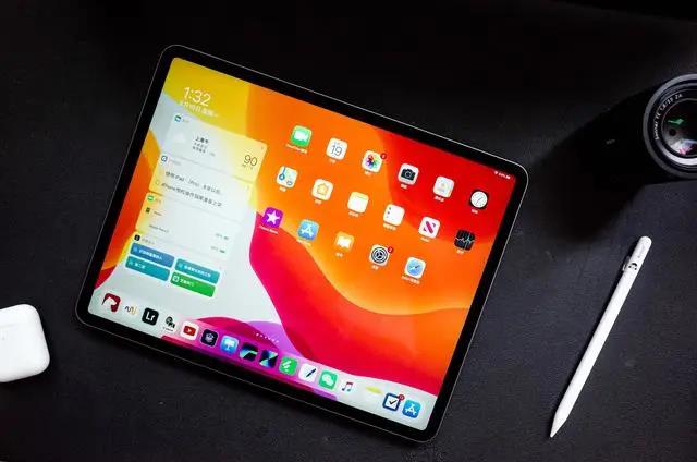 蘋果iOS要成iPhone OS ，網友：改得好